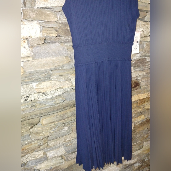 Nanette Lepore navy pleated sleeveless dress with high neck NWT - Picture 8 of 13